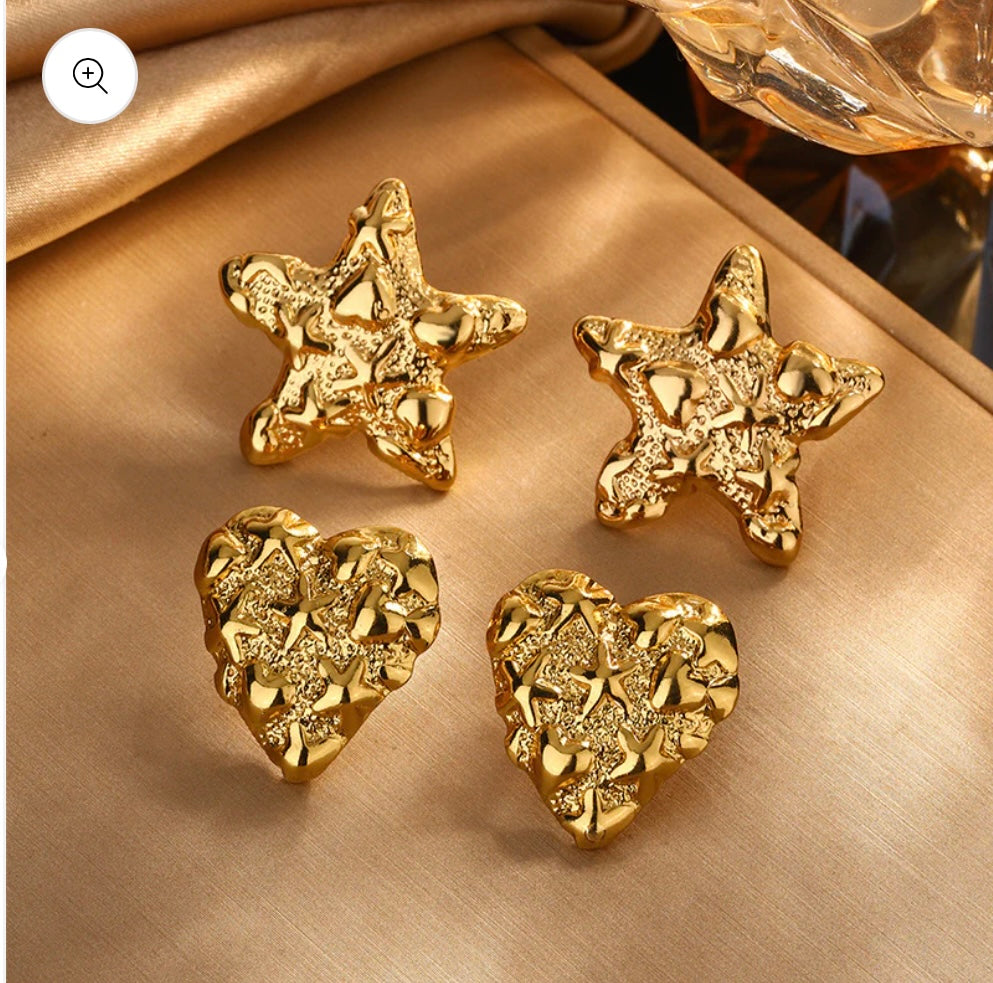 Casual and beautiful earings