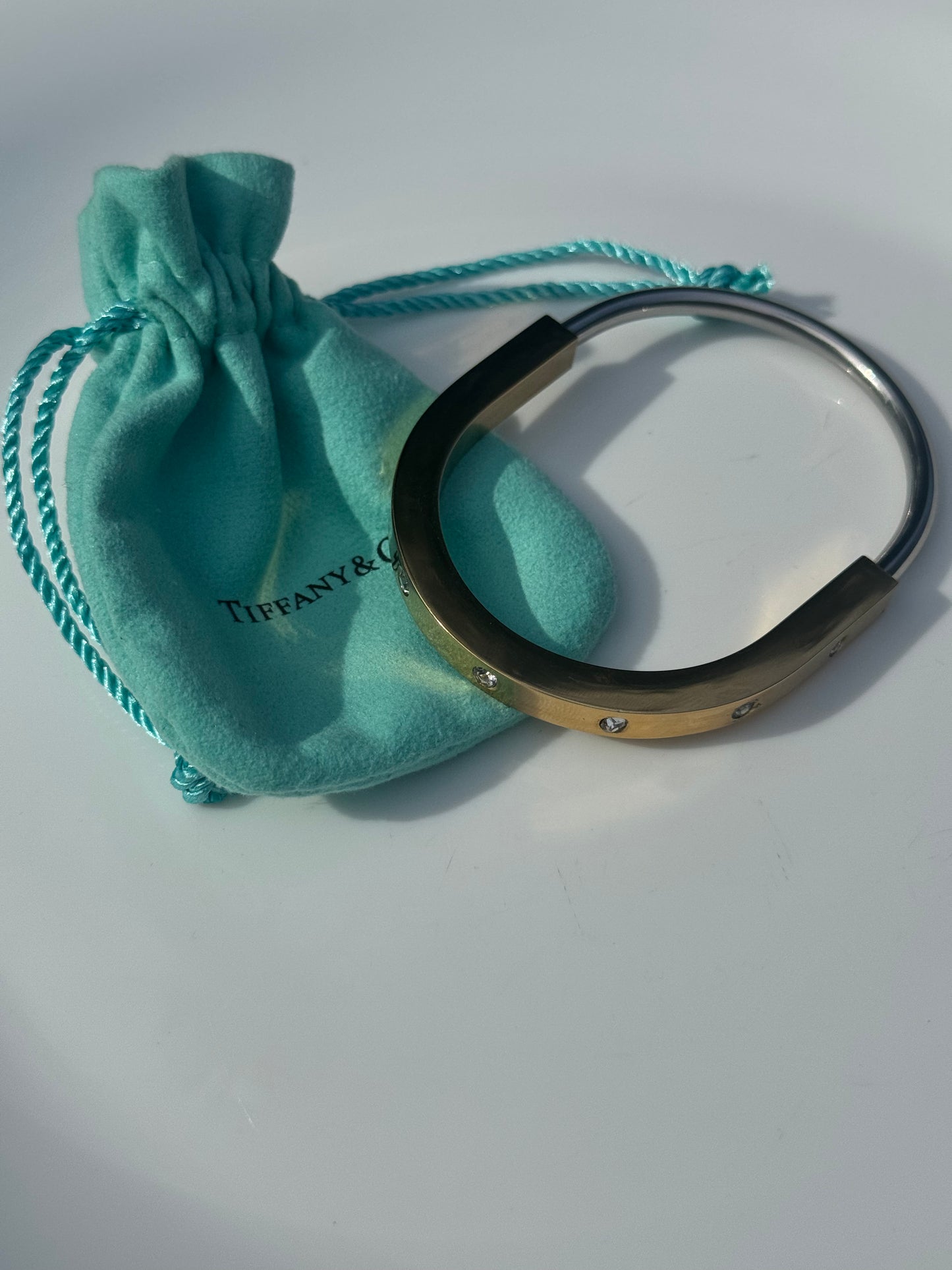 Tc Classic Bangle (Bag included)