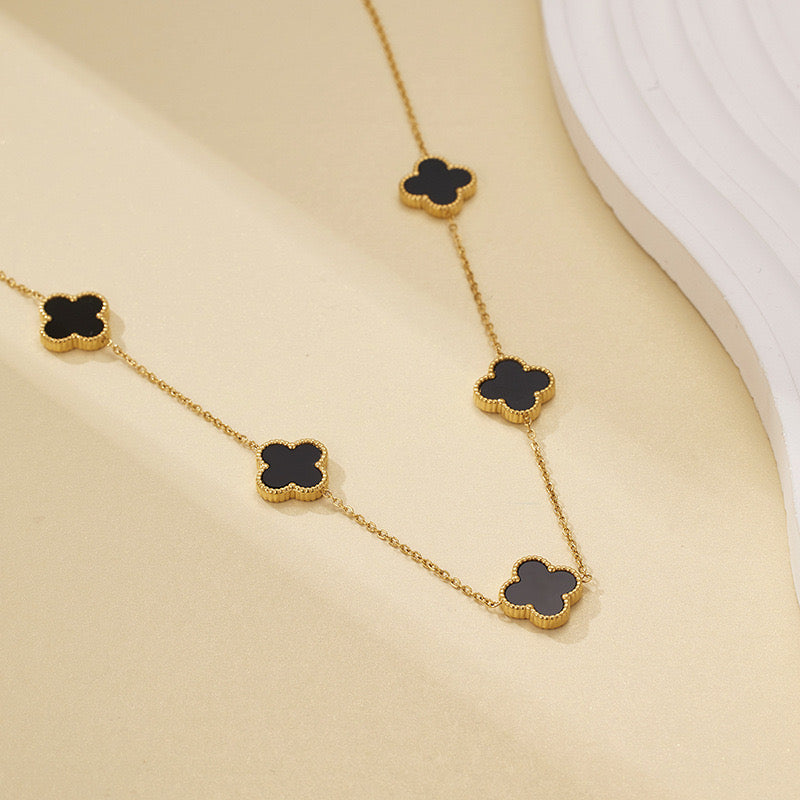 Multi clover necklaces collection