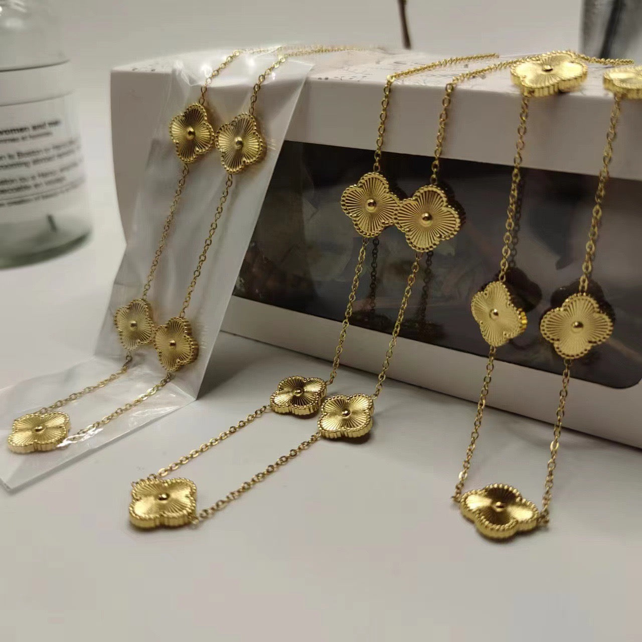 Multi clover necklaces collection
